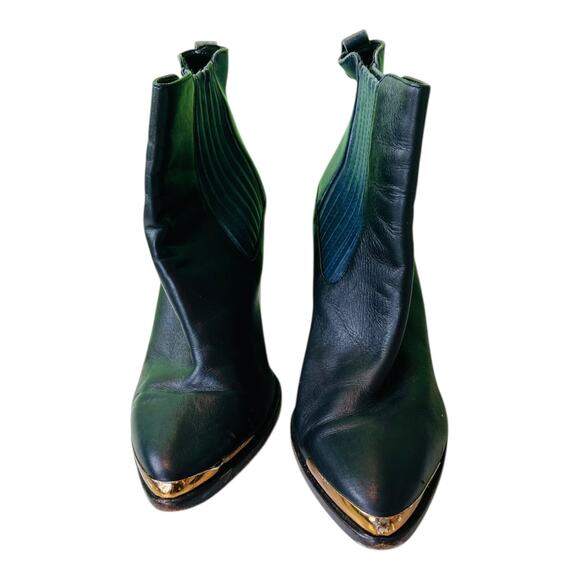 BCBGMAXAZRIA Slip On Pointed Toe Heeled Boots Leather Black US 7.5 EU 37.5 - Picture 3 of 9